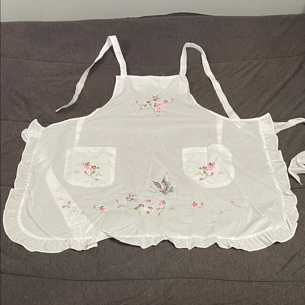 Vintage Floral Hand-stitched Embroidered White Apron